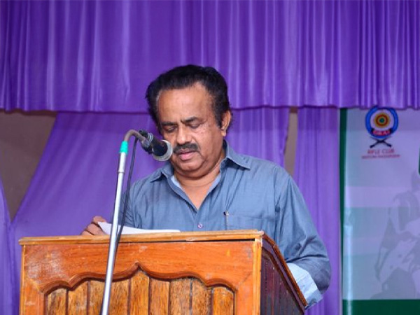 As an English professor in a college in Kerala, Sunny Thomas was well educated