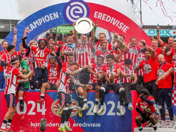 PSV wins Dutch soccer title