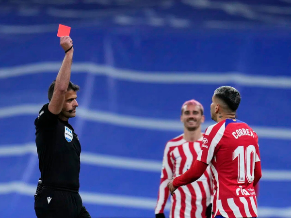 Club World Cup refs to wear eye-level cameras