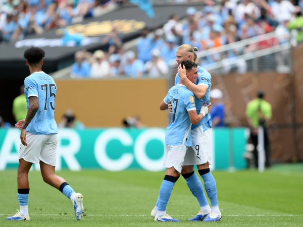 Manchester City players are celebrating