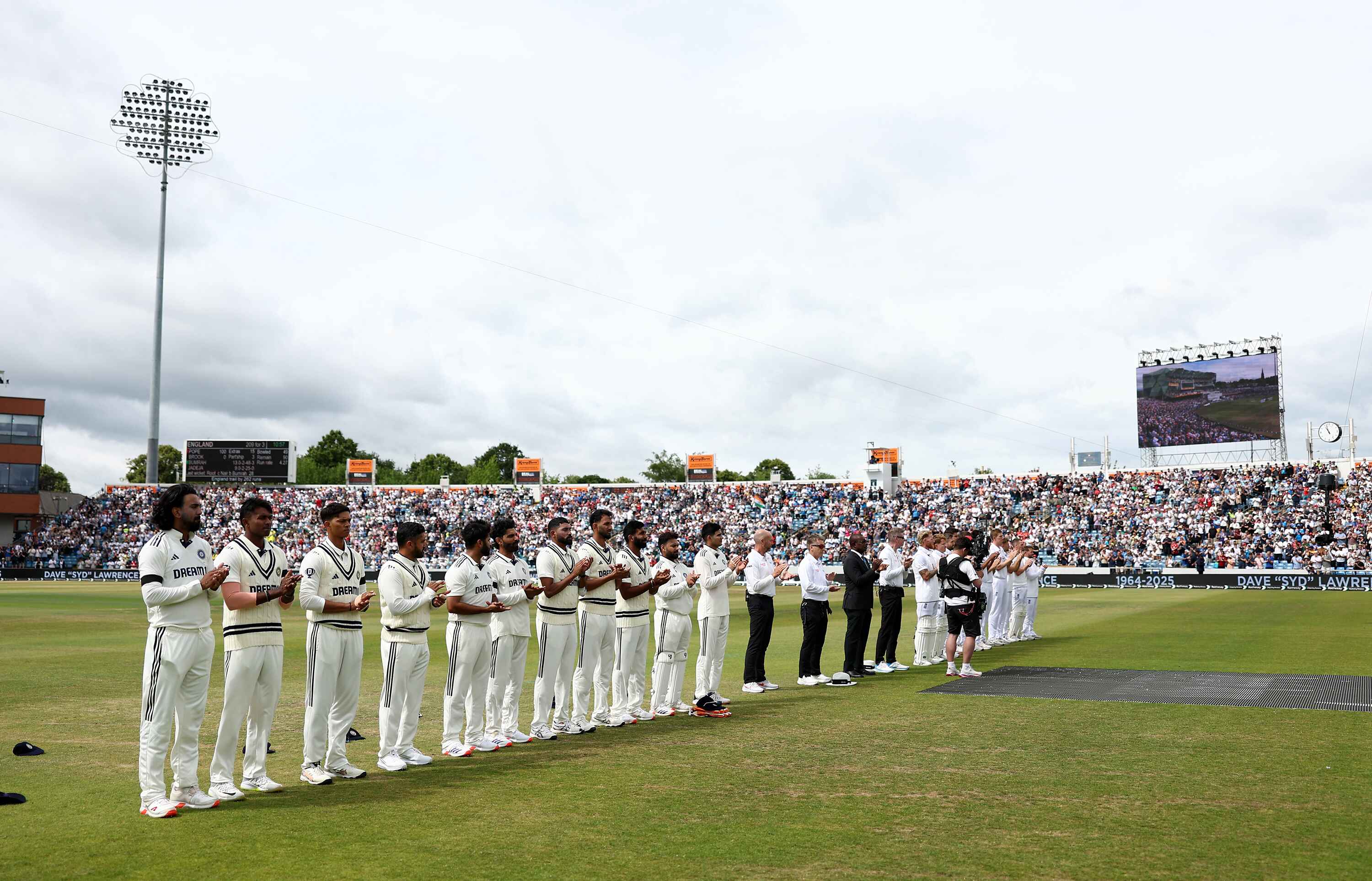 India and England team (Photo: X/BCCI)
