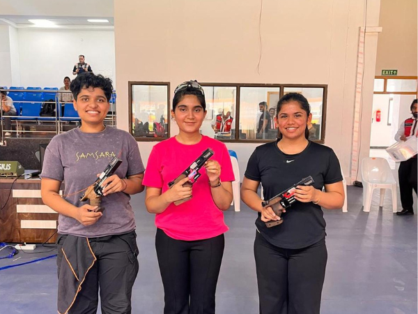 Esha, Vidarsa and Parth notch up wins