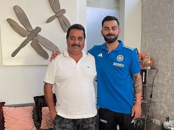 Virat Kohli with his childhood coach Rajkumar Sharma