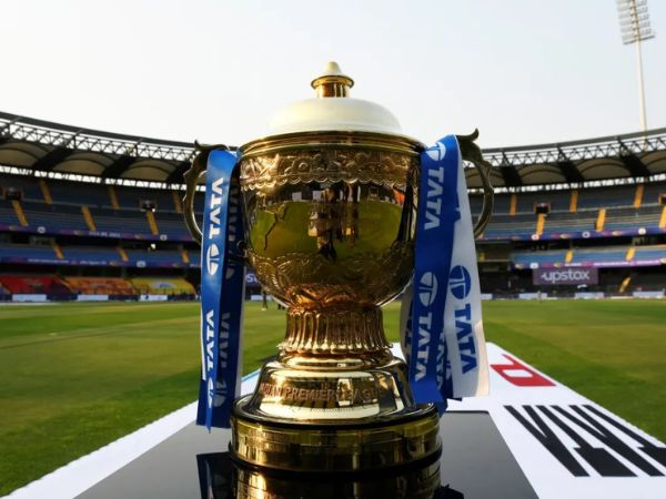 The prestigious trophy of the Indian Premier League