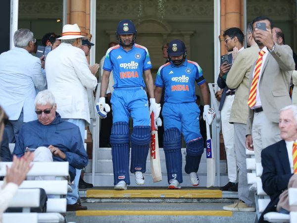 Shubman Gill & Rohit Sharma walk out to open at Lord's