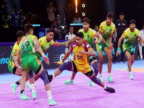 Players in action during the match (Photo: PKL)