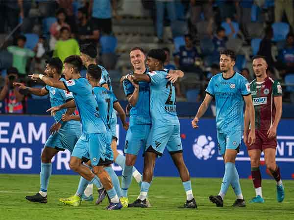 Mumbai City FC players celebrating (Photo: ISL)