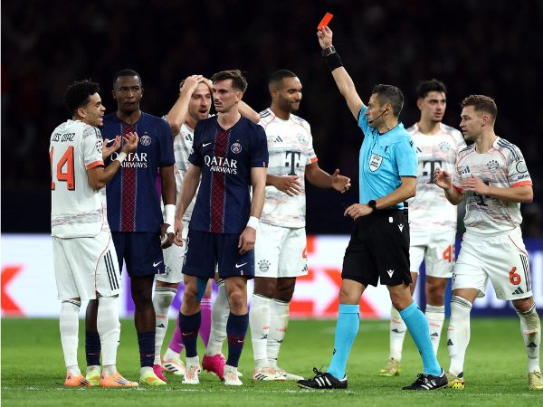 Luis Díaz wishes PSG's Achraf Hakimi a 'quick return'