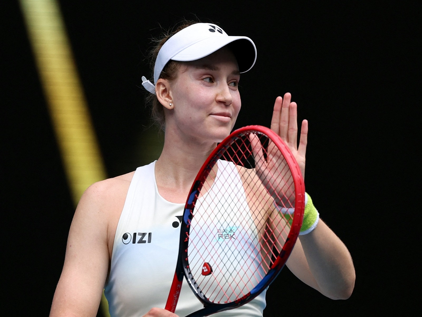 Elena Rybakina celebrates after winning her quarter final match against Iga Swiatek. (Photo/Reuters)
